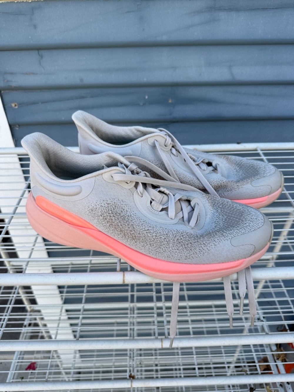 Lululemon chargefeel workout low 2 shoes